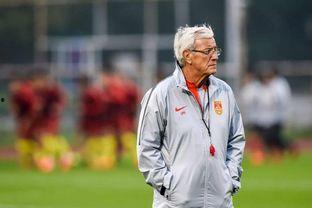 队长最新爆料足球队员,足球队员背后的故事与风采 第2张 队长最新爆料足球队员,足球队员背后的故事与风采 第2张